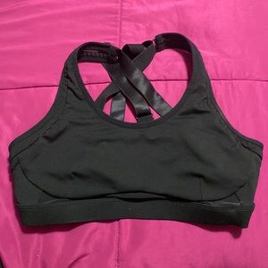 Fabletics Bella high impact sports bra size large